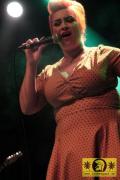 Jackie Mendez (USA) - Thee Hurricanes 5. Berlin Ska City Festival - Huxleys Neue Welt, Berlin-Neukoelln 28.01.2017 (12).JPG